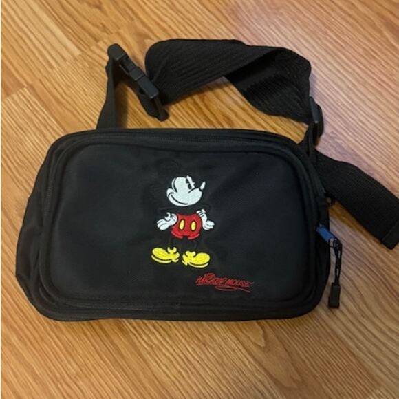 Disney Vintage 90's Embroidered Mickey Mouse Crossbody - Picture 2 of 7